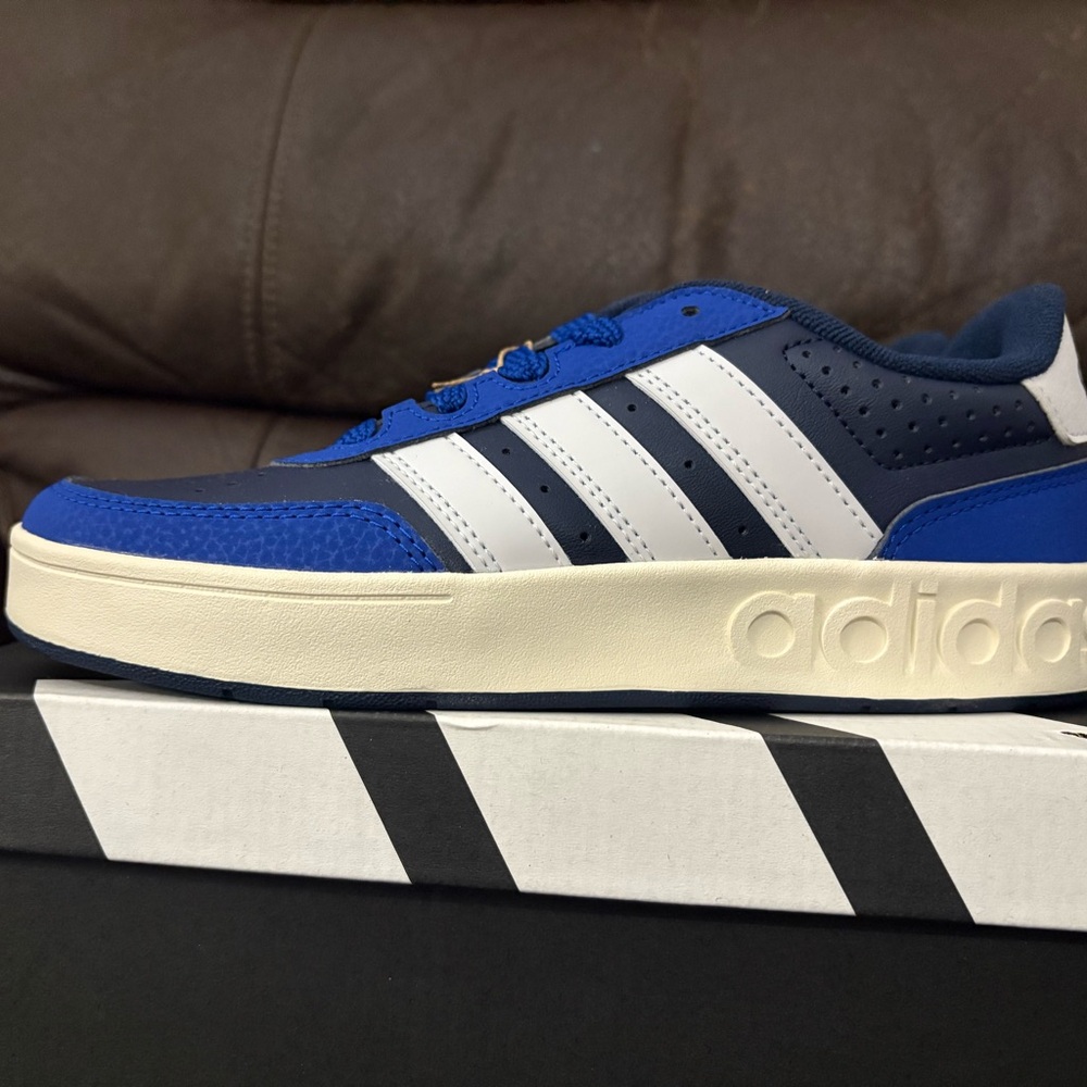 Adidas breakbase blue and White Sneakers brands new in box 3.5 youth